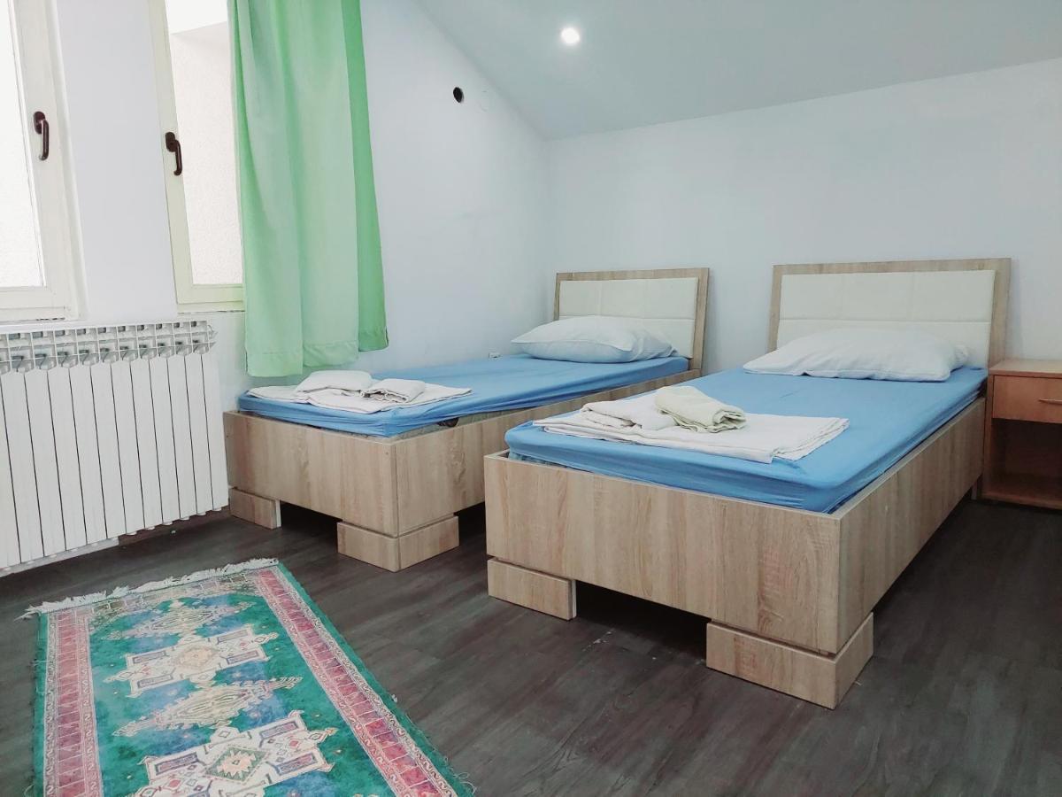 Hostel Hayat Saraievo Exterior foto