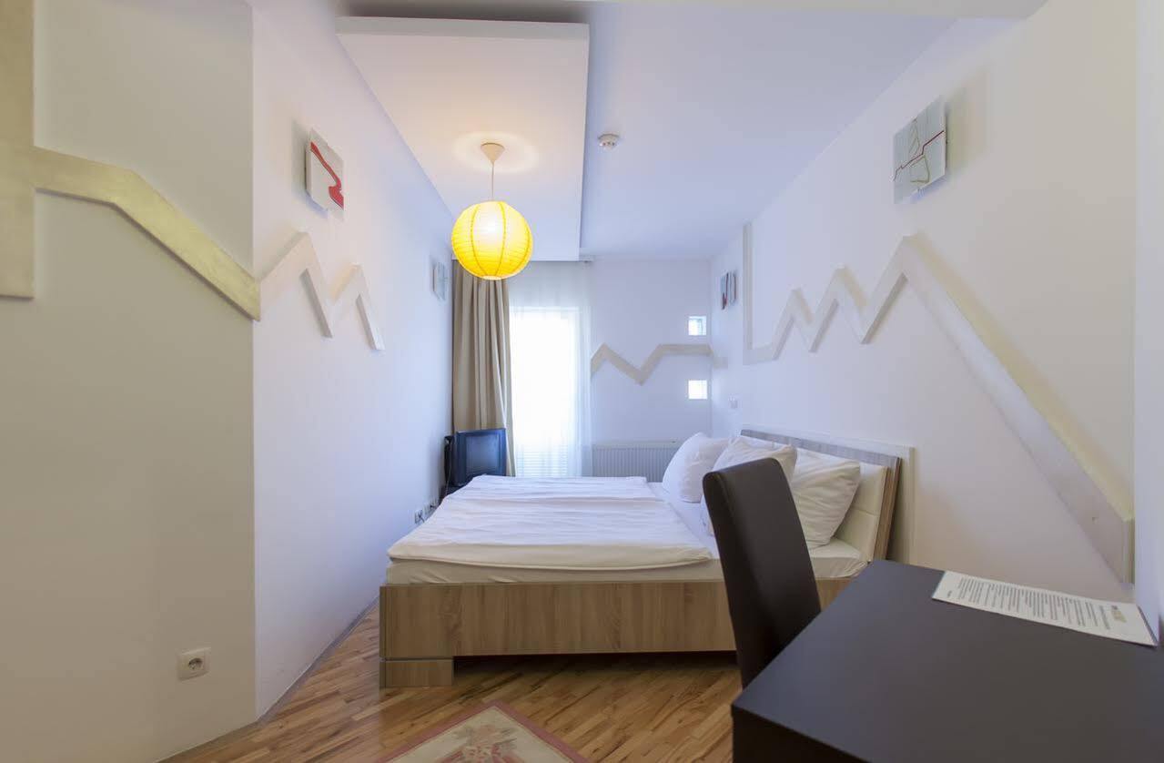 Hostel Hayat Saraievo Exterior foto